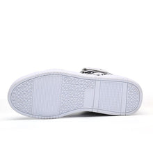 Load image into Gallery viewer, LEMAI Men's Flats Spring Autumn Sport Outdoor Sneakers Shoes For Men Running Shoes Athletic Shoes  Auto renew